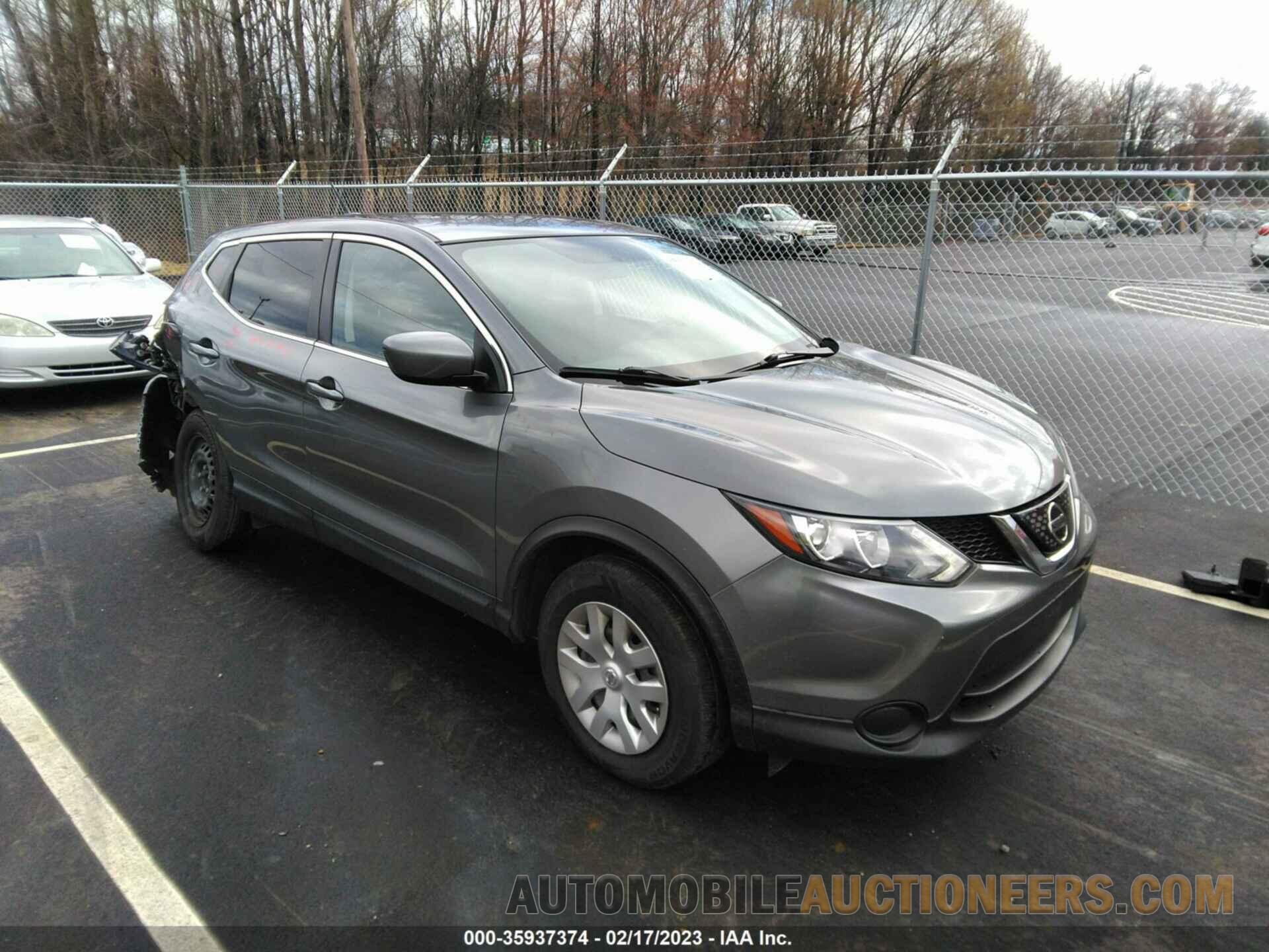 JN1BJ1CP1JW151001 NISSAN ROGUE SPORT 2018