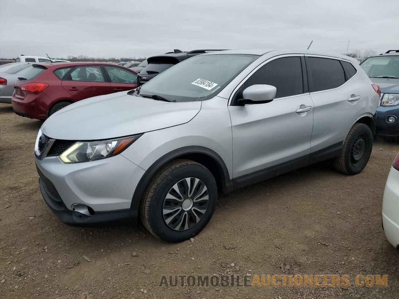 JN1BJ1CP1JW160118 NISSAN ROGUE 2018