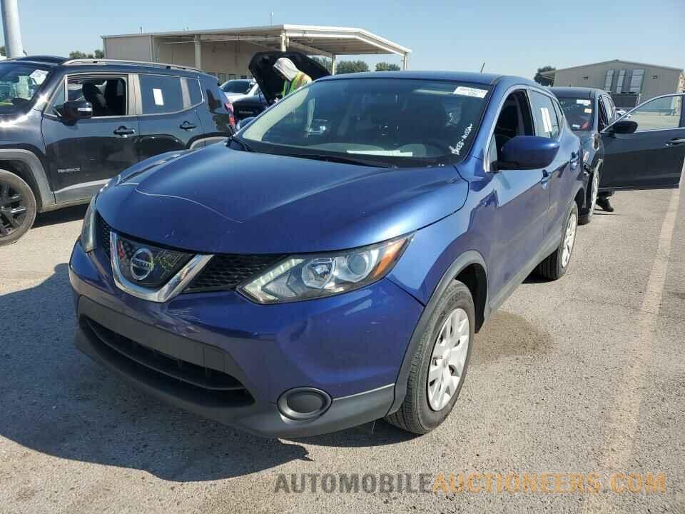 JN1BJ1CP1JW162757 Nissan Rogue Sport 2018