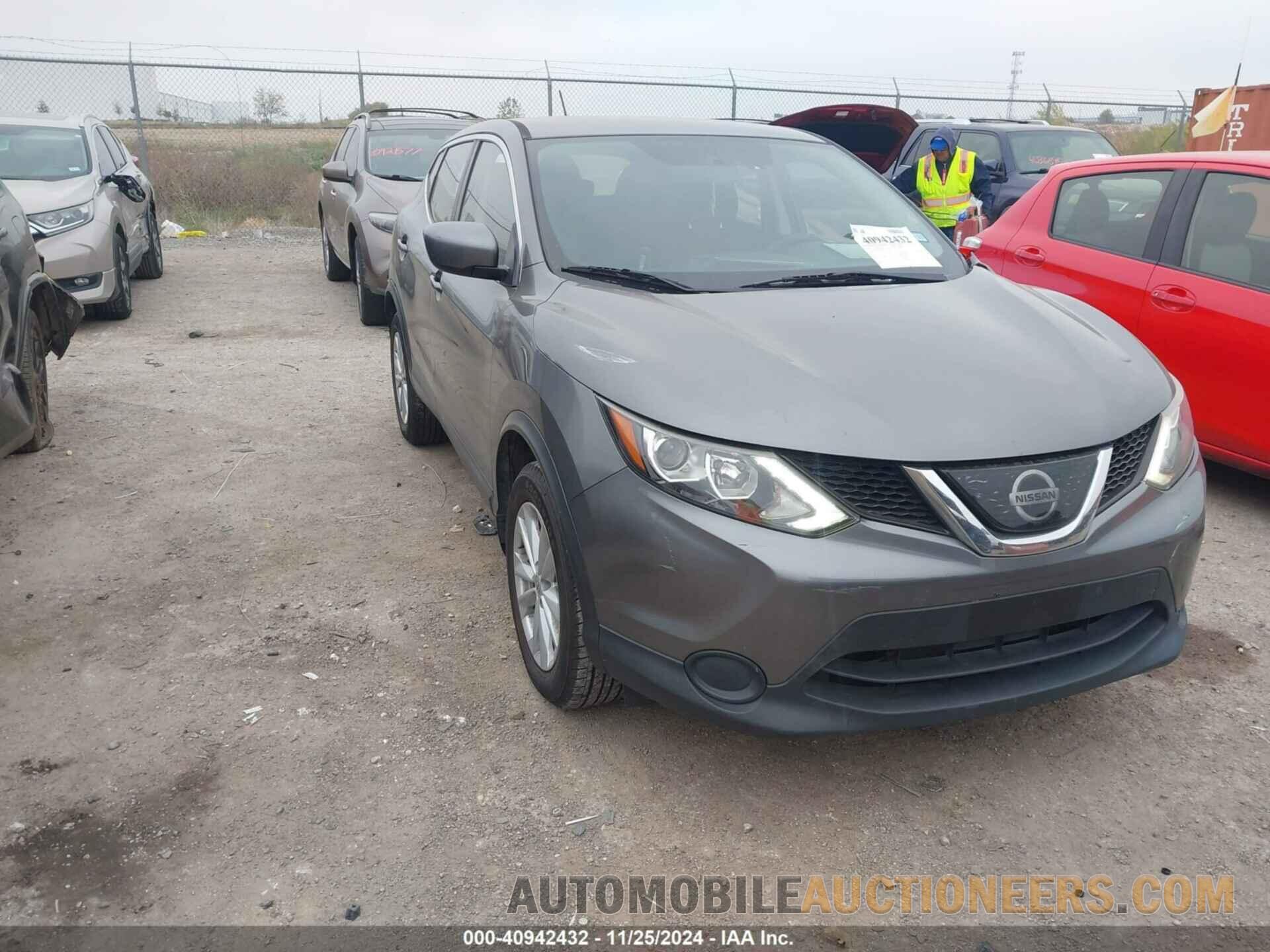 JN1BJ1CP1JW193491 NISSAN ROGUE SPORT 2018