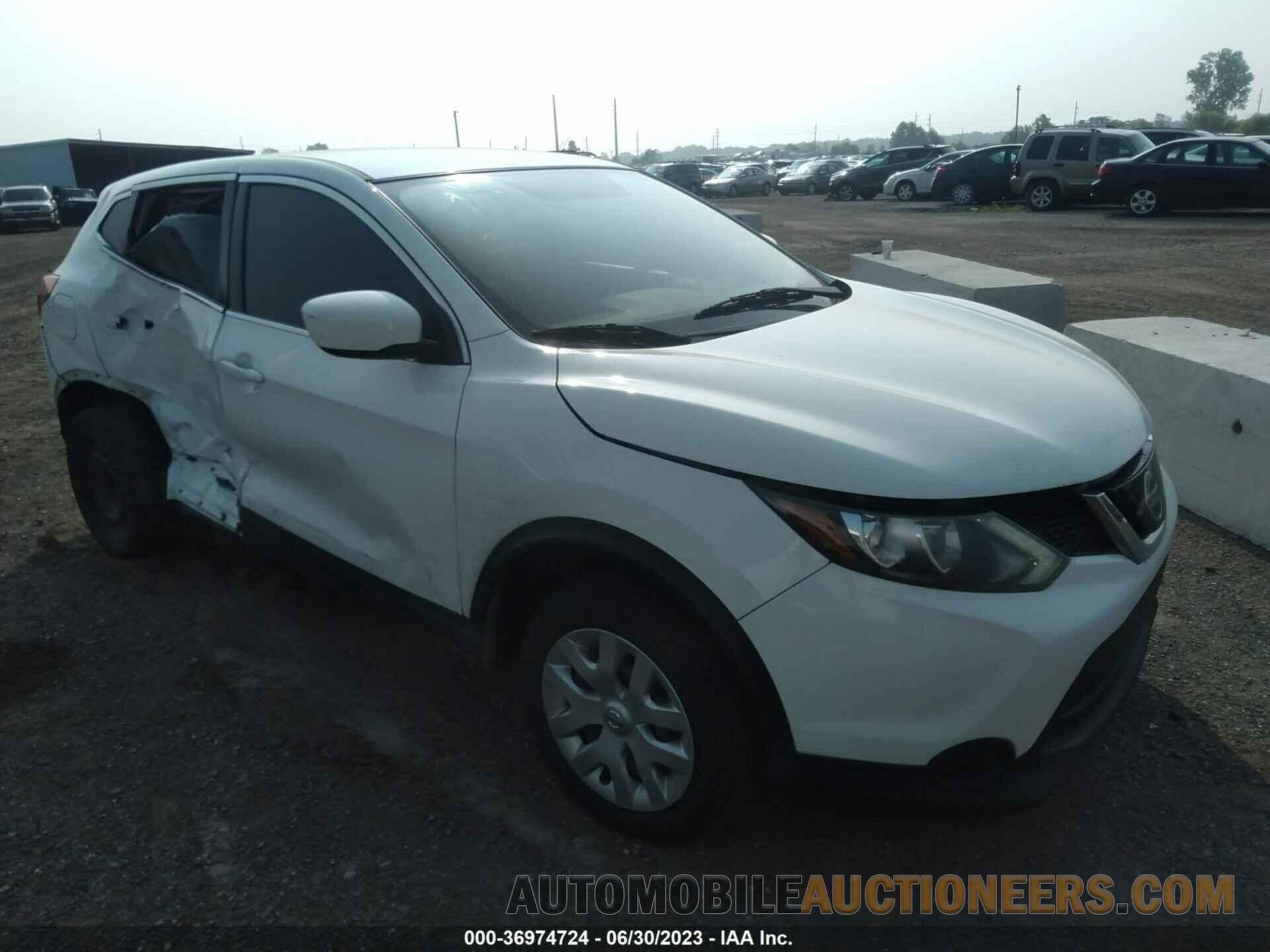 JN1BJ1CP1KW221761 NISSAN ROGUE SPORT 2019