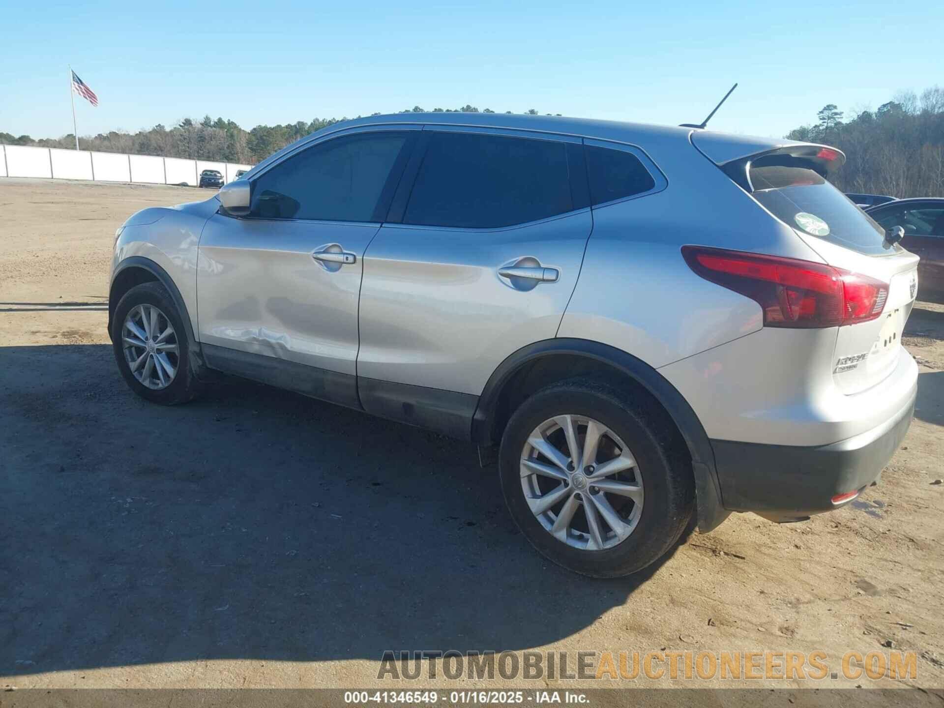 JN1BJ1CP2JW163044 NISSAN ROGUE SPORT 2018