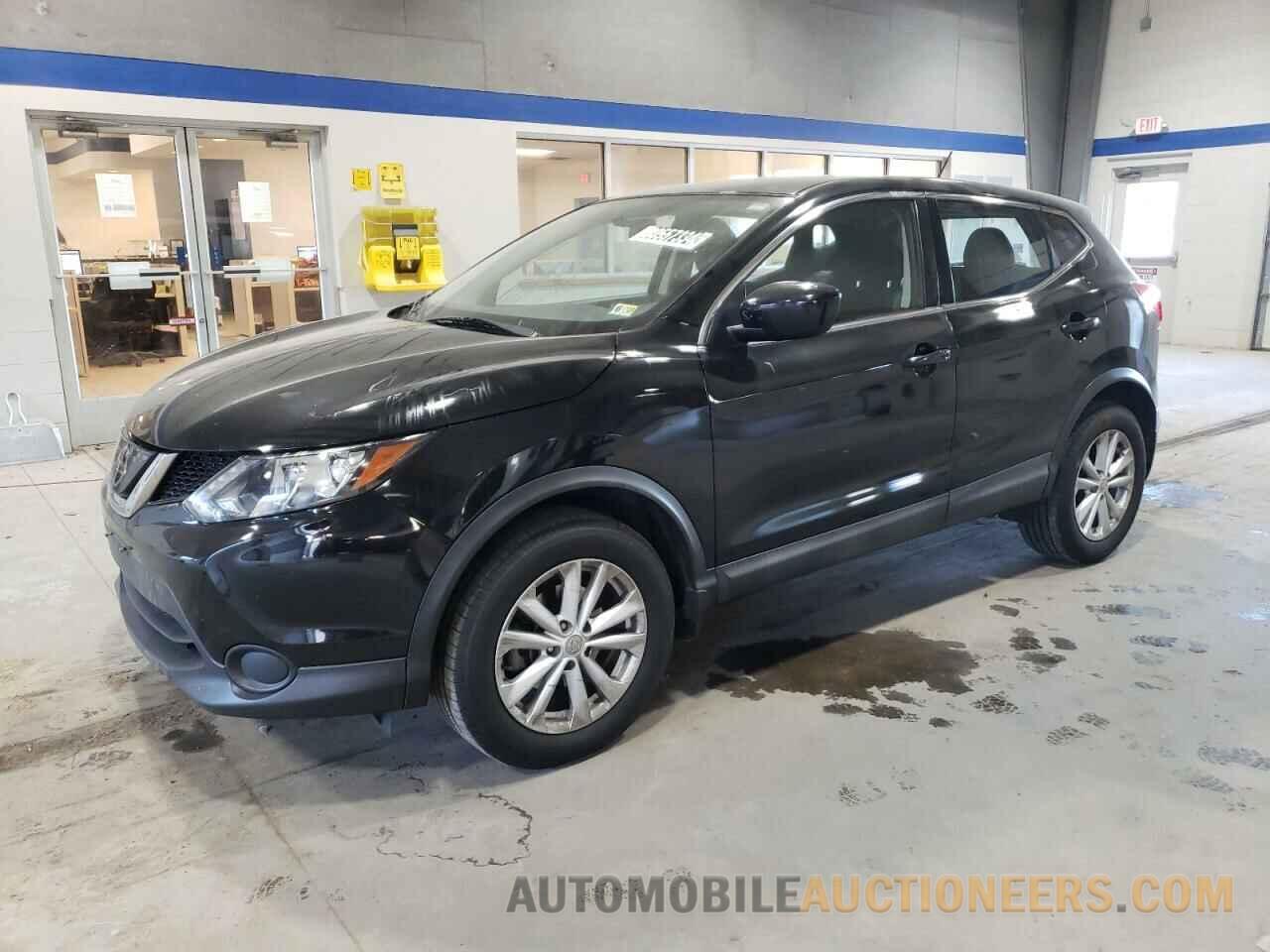 JN1BJ1CP2JW163447 NISSAN ROGUE 2018