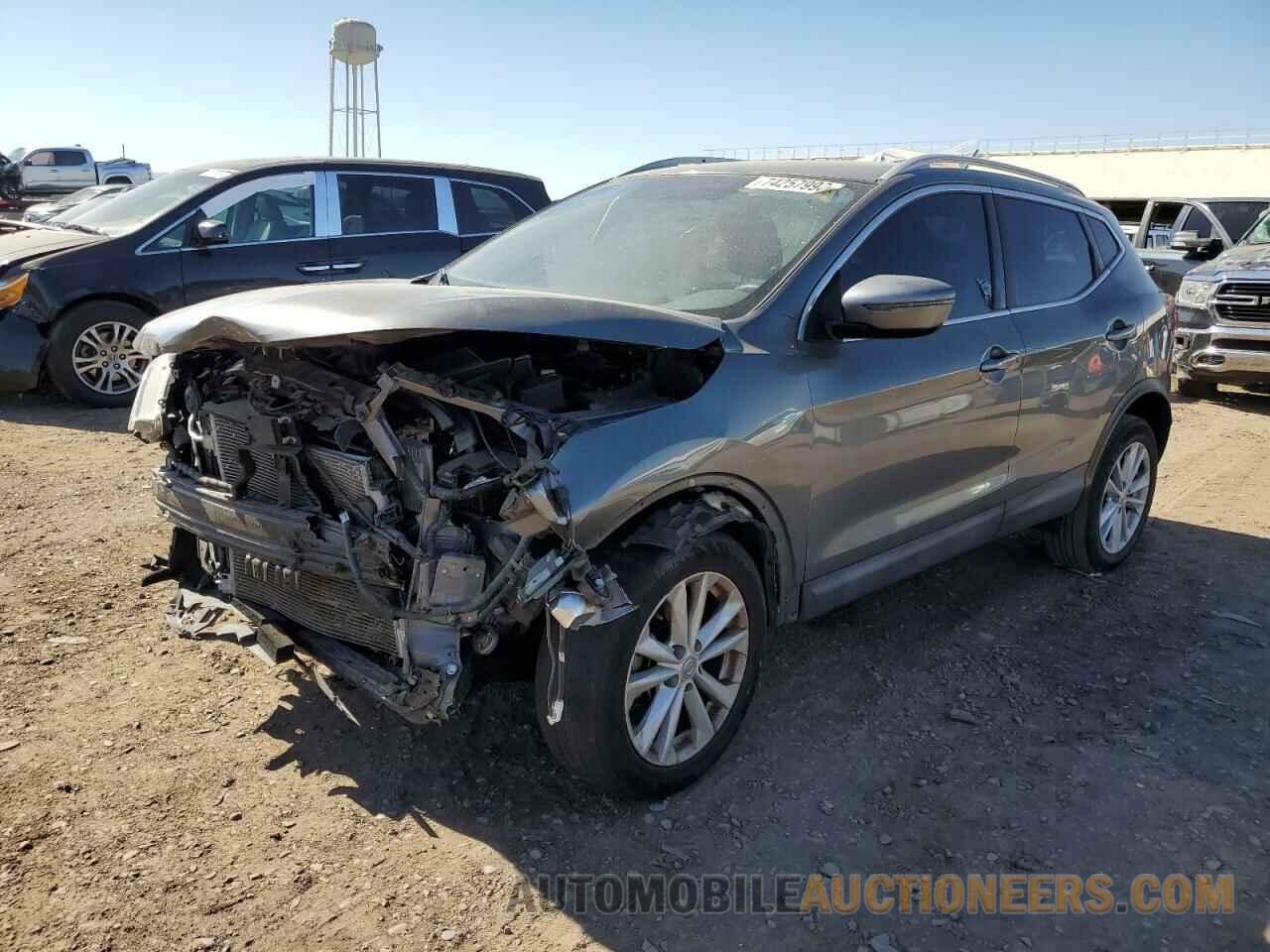 JN1BJ1CP2JW165182 NISSAN ROGUE 2018