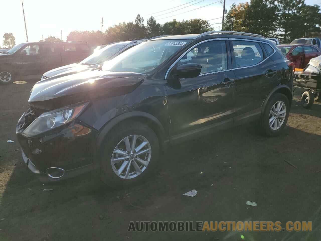 JN1BJ1CP2JW185352 NISSAN ROGUE 2018