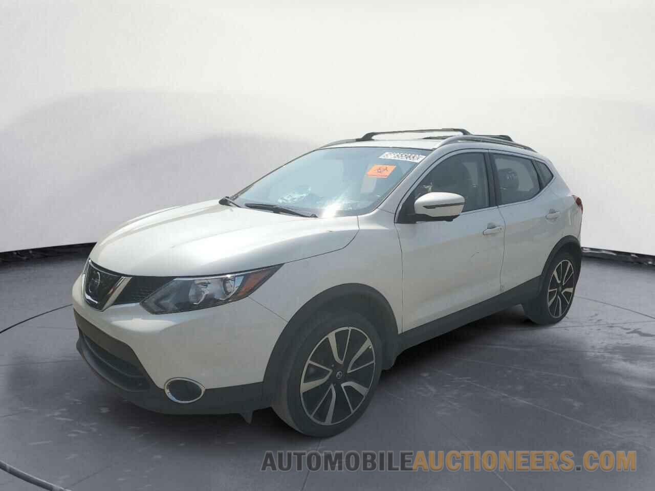 JN1BJ1CP2JW191670 NISSAN ROGUE 2018