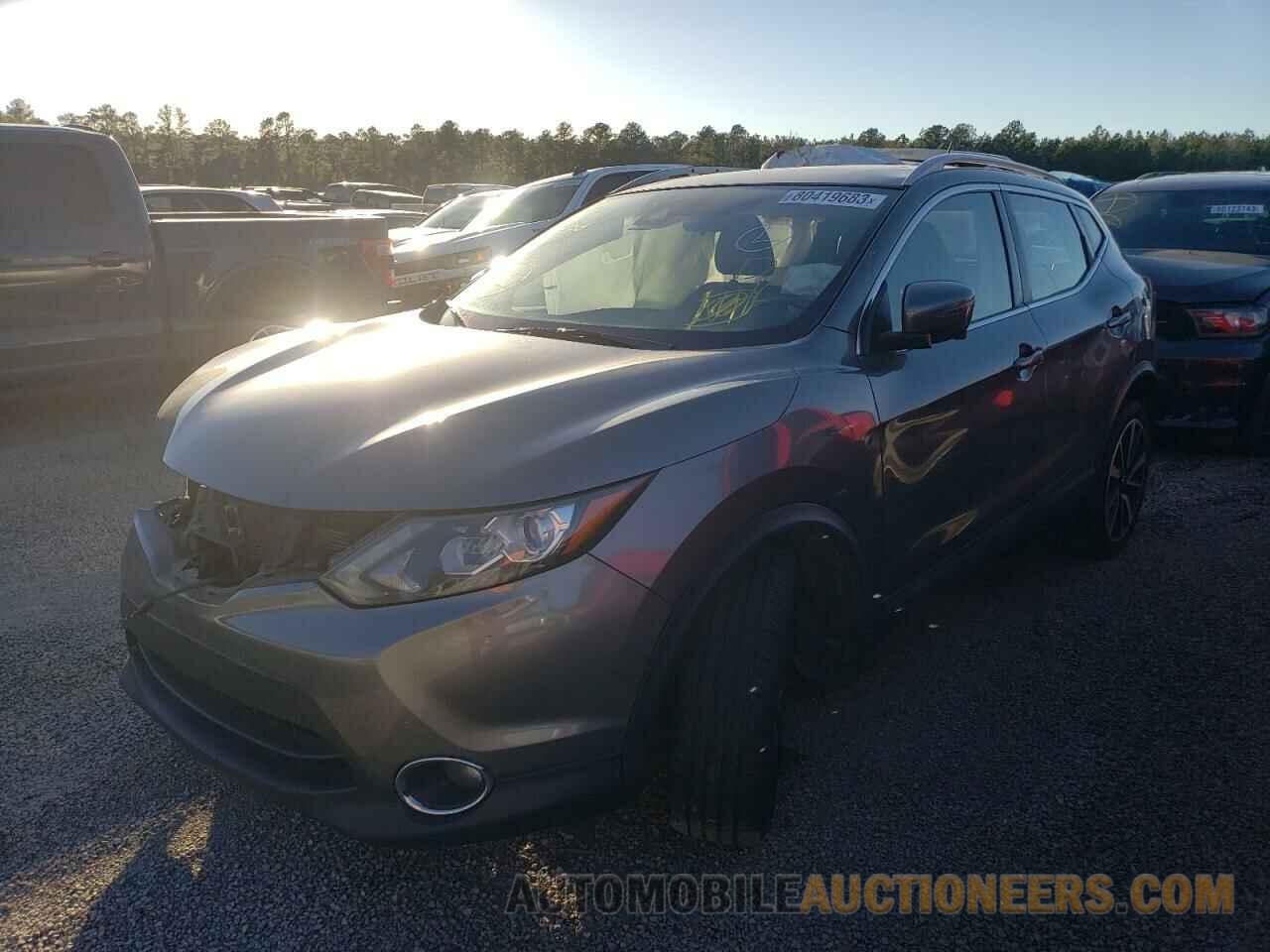 JN1BJ1CP2JW500196 NISSAN ROGUE 2018