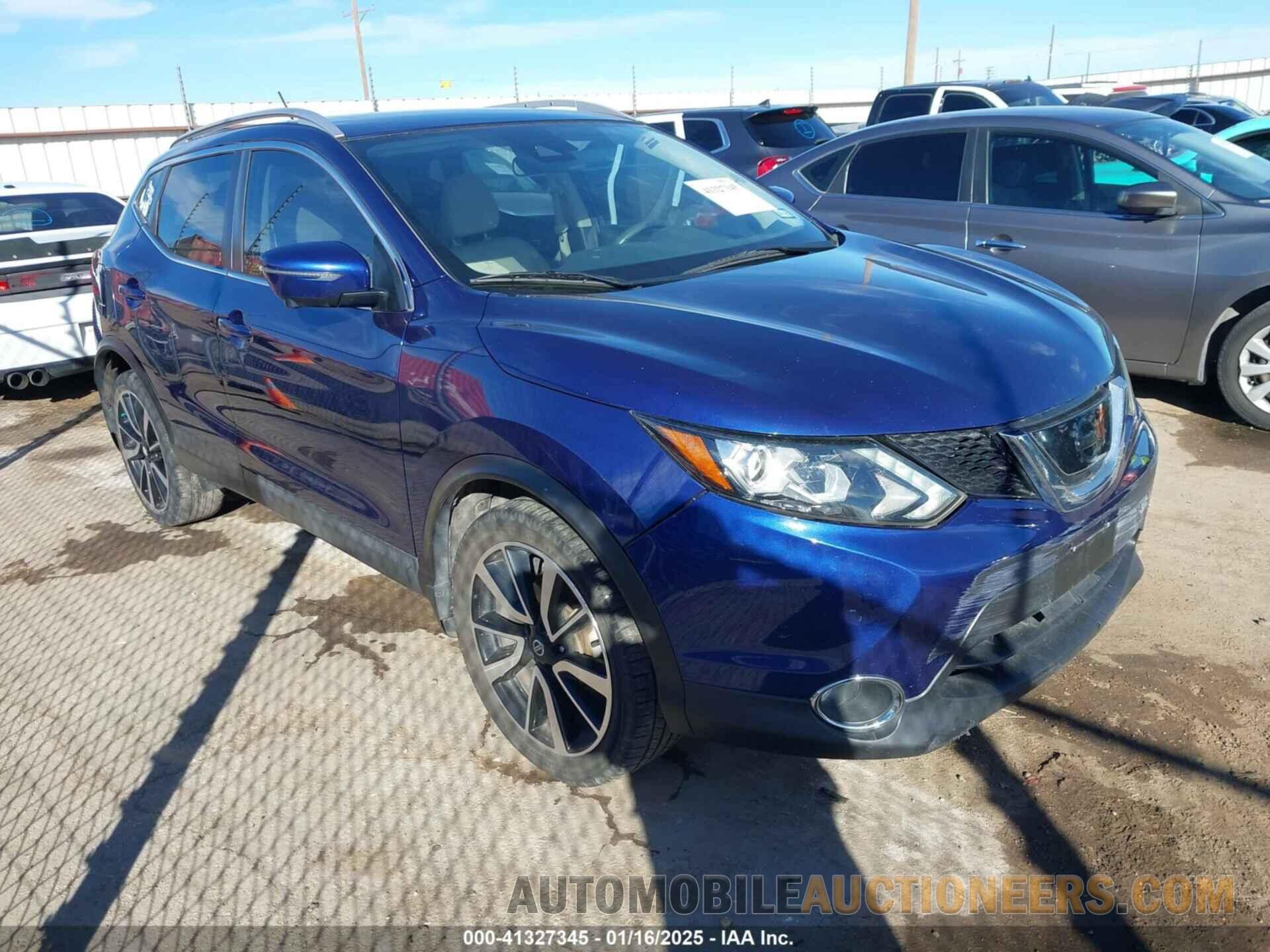 JN1BJ1CP3HW004298 NISSAN ROGUE SPORT 2017