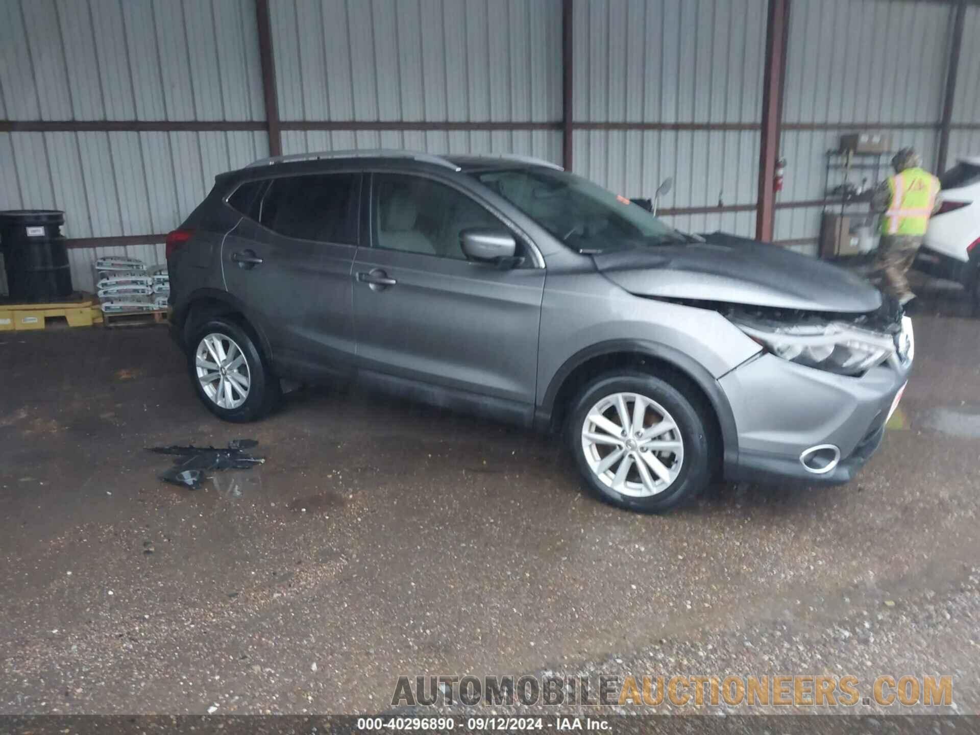 JN1BJ1CP3HW004415 NISSAN ROGUE SPORT 2017