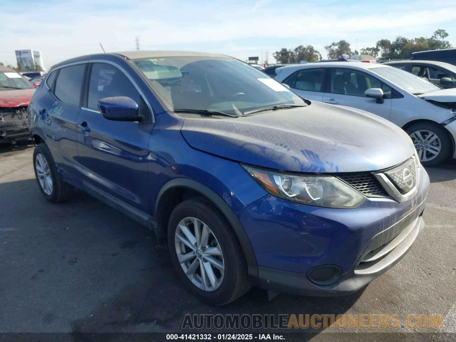 JN1BJ1CP3JW153333 NISSAN ROGUE SPORT 2018