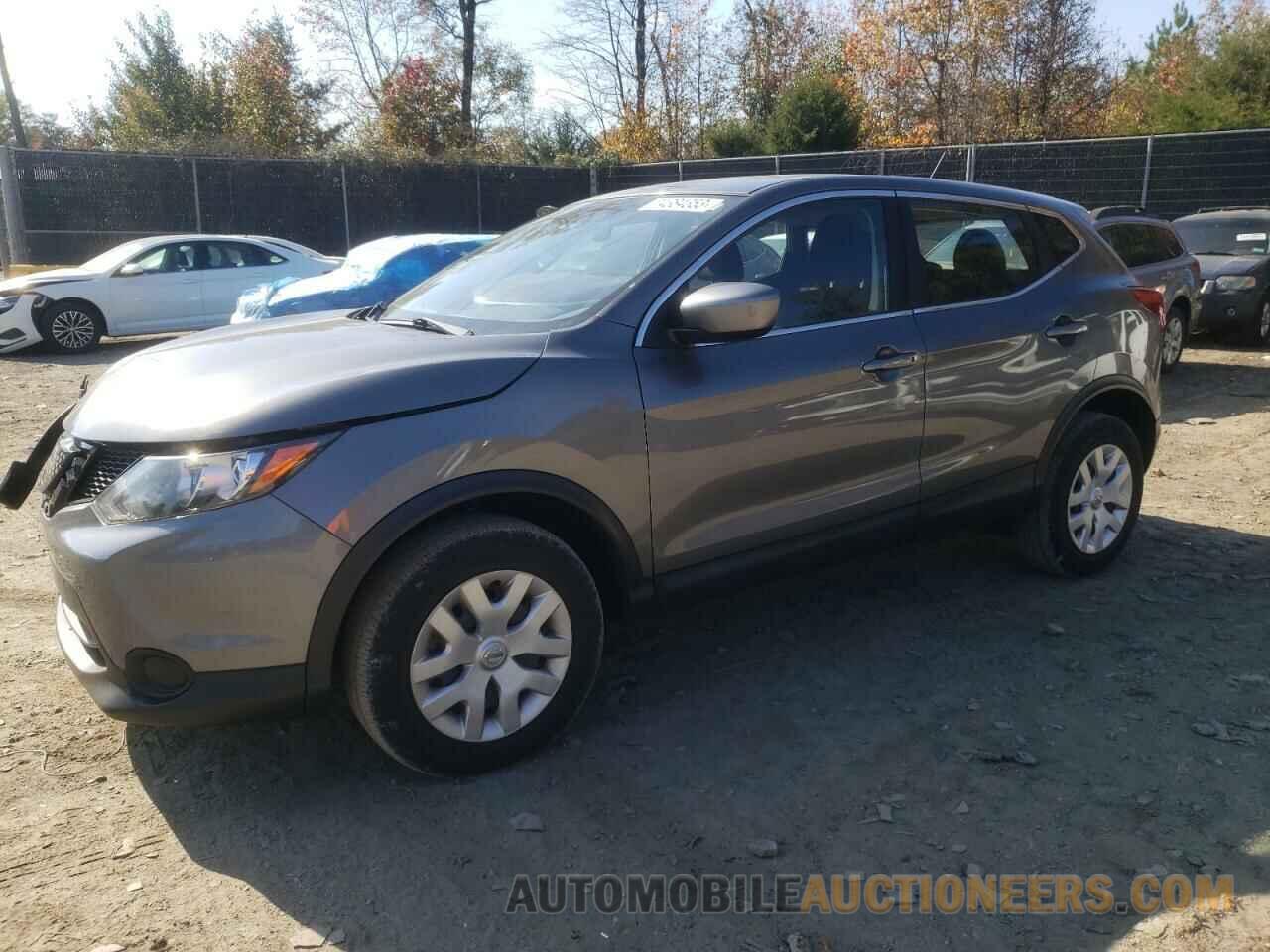 JN1BJ1CP3JW162873 NISSAN ROGUE 2018