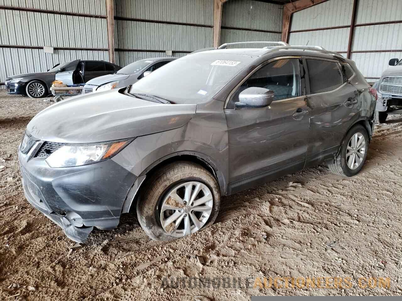 JN1BJ1CP3JW189667 NISSAN ROGUE 2018