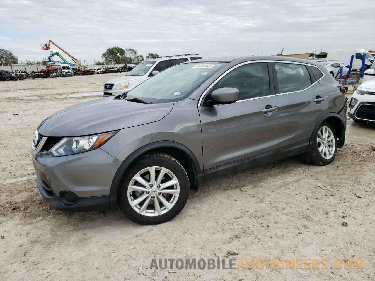 JN1BJ1CP4JW104237 NISSAN ROGUE 2018