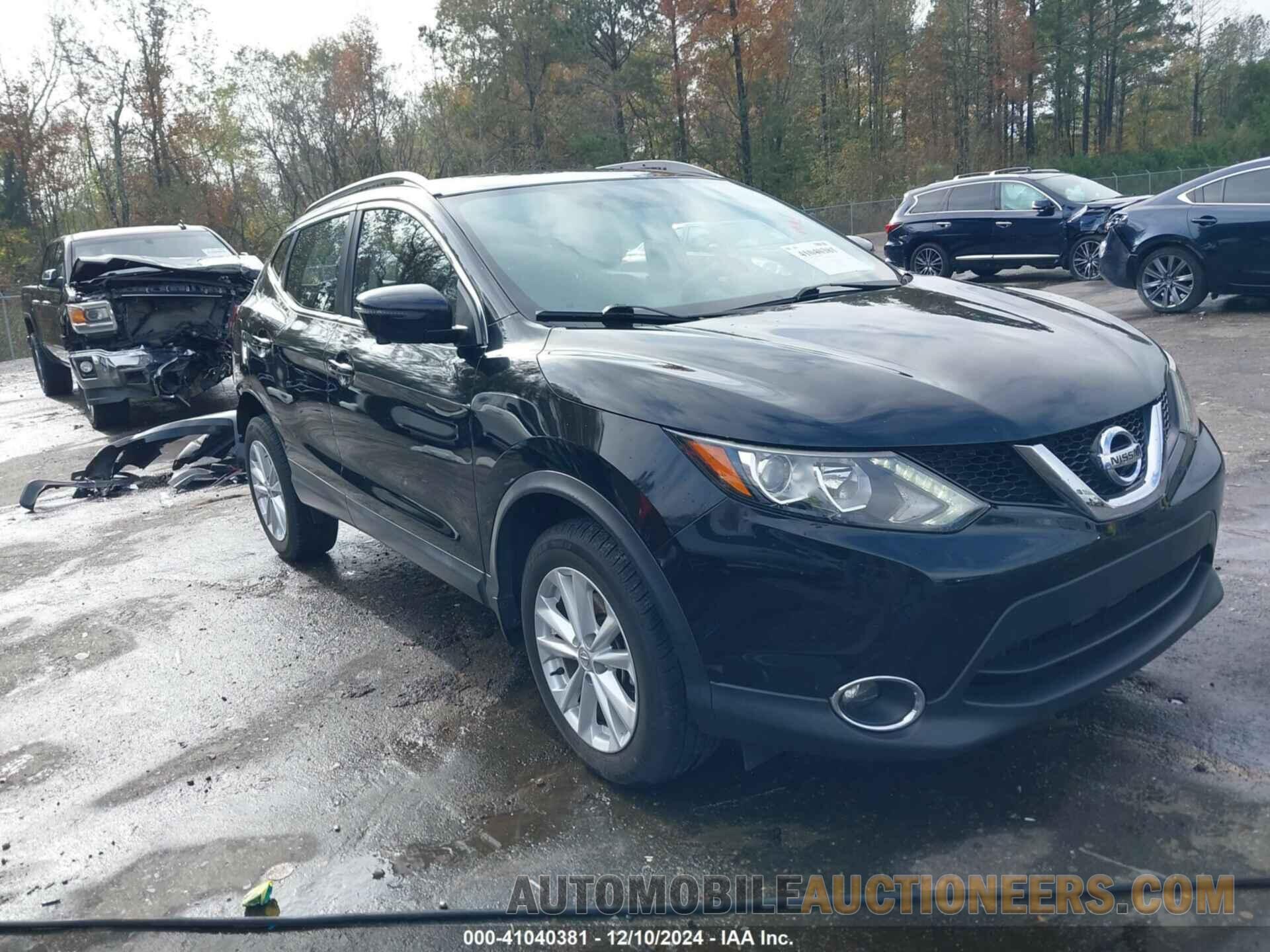 JN1BJ1CP4JW106960 NISSAN ROGUE SPORT 2018