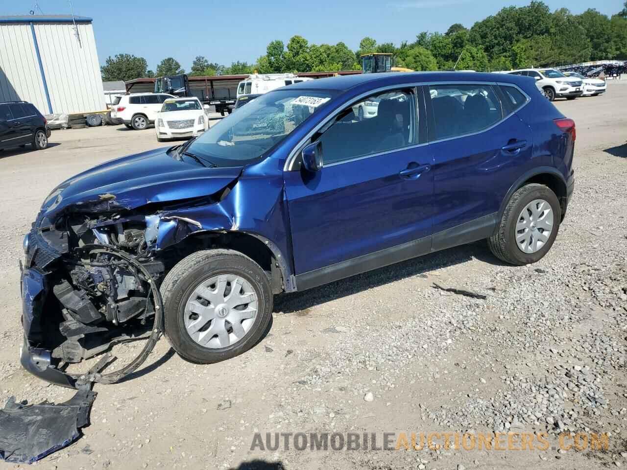 JN1BJ1CP4JW107462 NISSAN ROGUE 2018