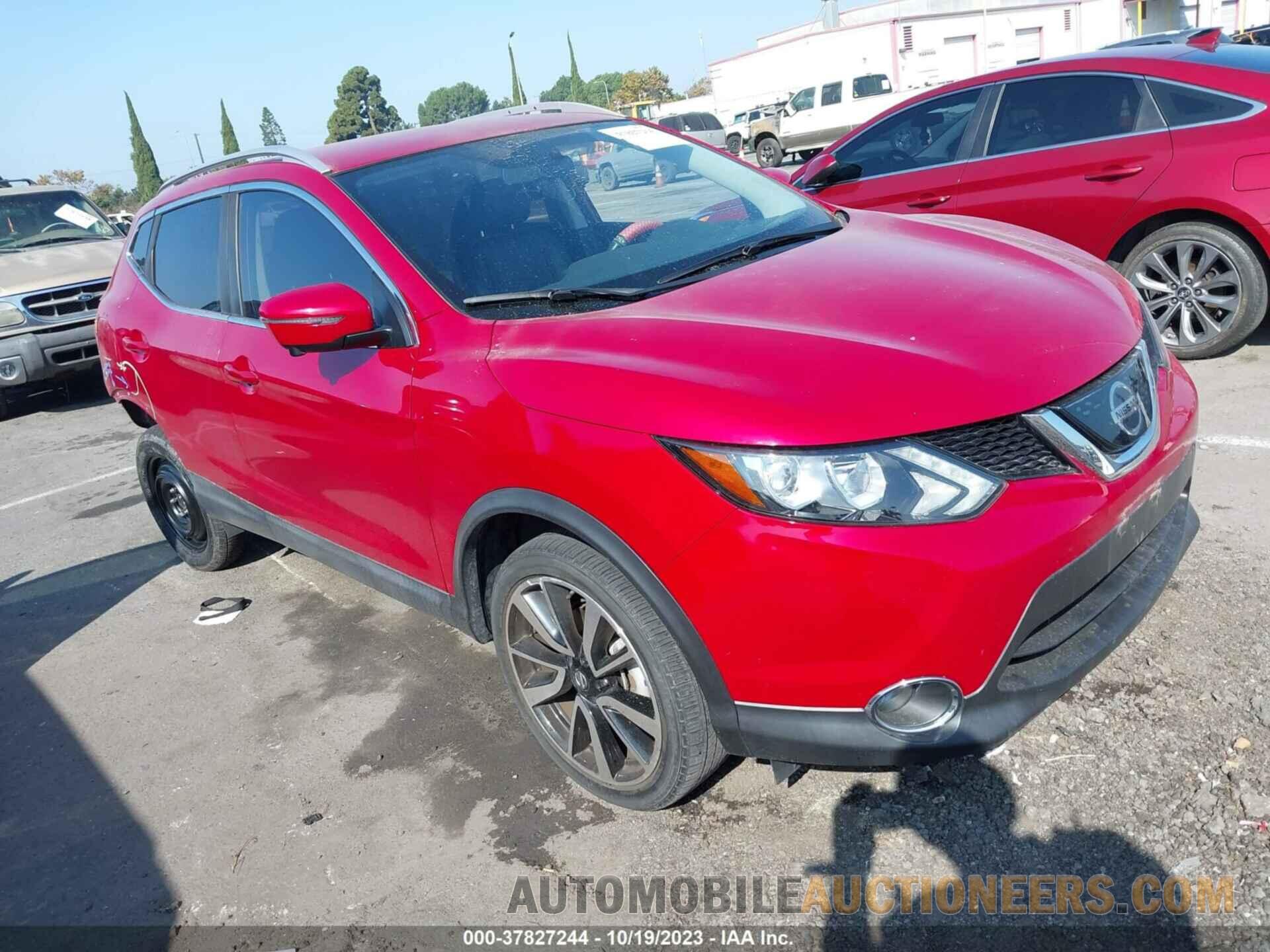 JN1BJ1CP4JW153051 NISSAN ROGUE SPORT 2018