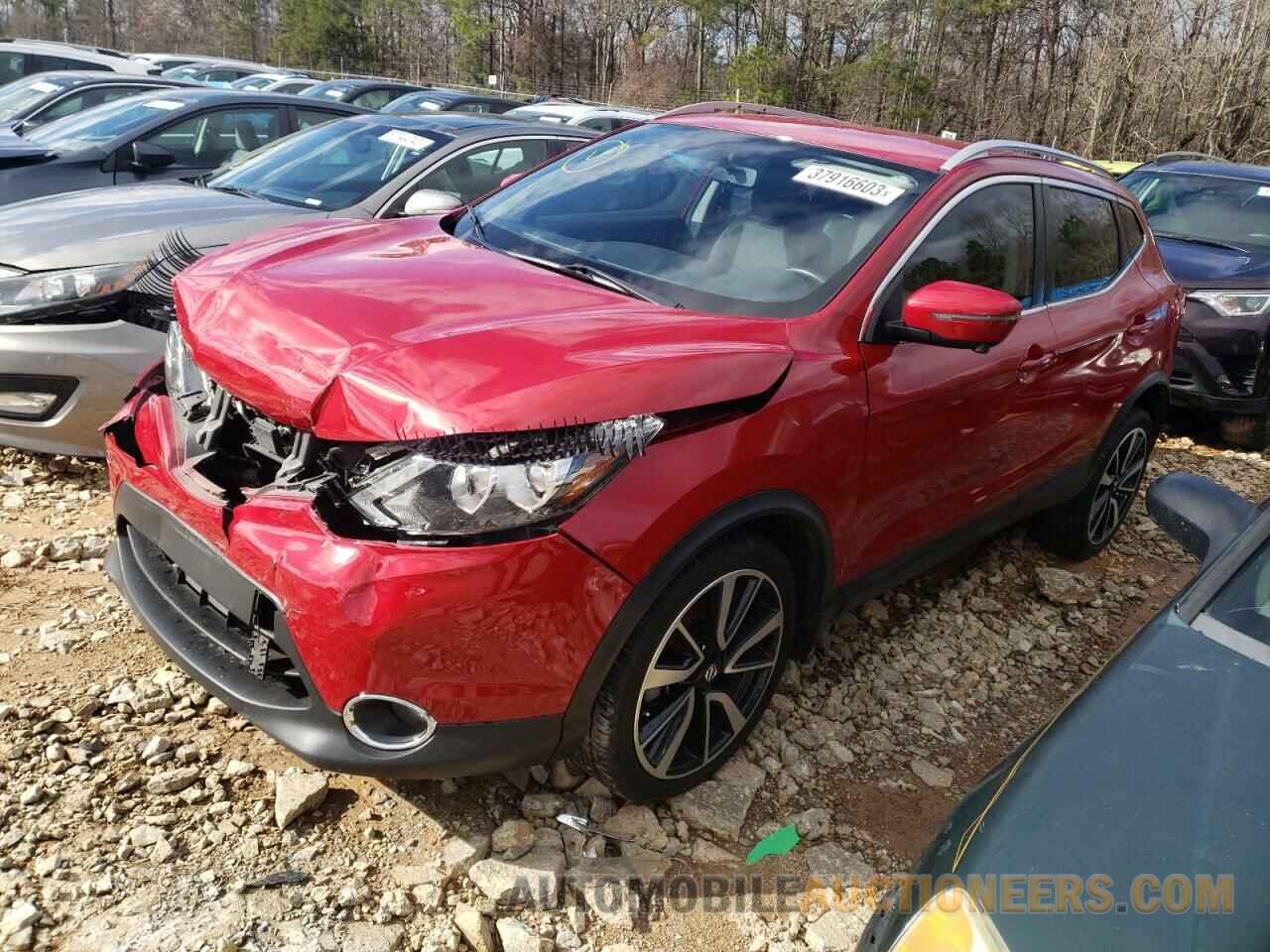 JN1BJ1CP4JW161117 NISSAN ROGUE 2018