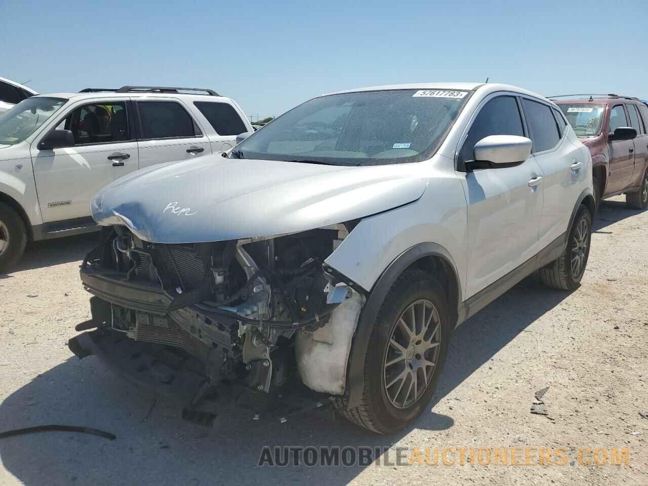 JN1BJ1CP4JW161408 NISSAN ROGUE 2018