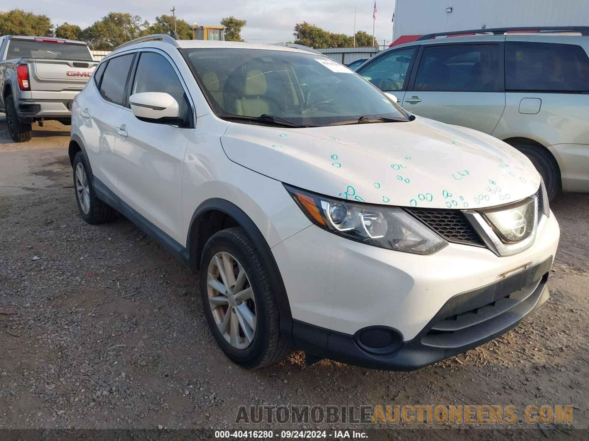 JN1BJ1CP4JW194103 NISSAN ROGUE SPORT 2018