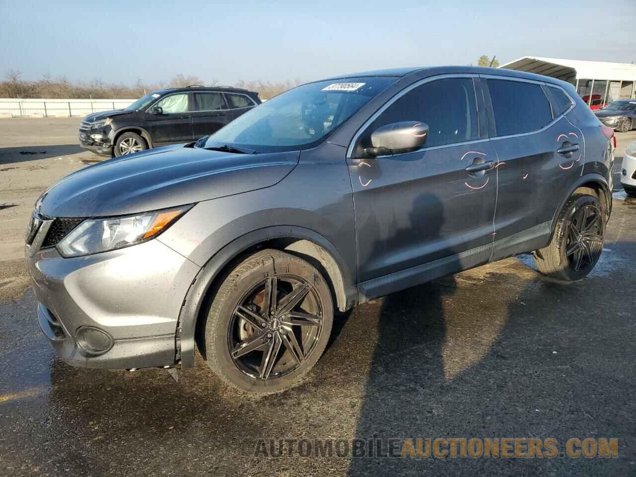 JN1BJ1CP4KW215999 NISSAN ROGUE 2019