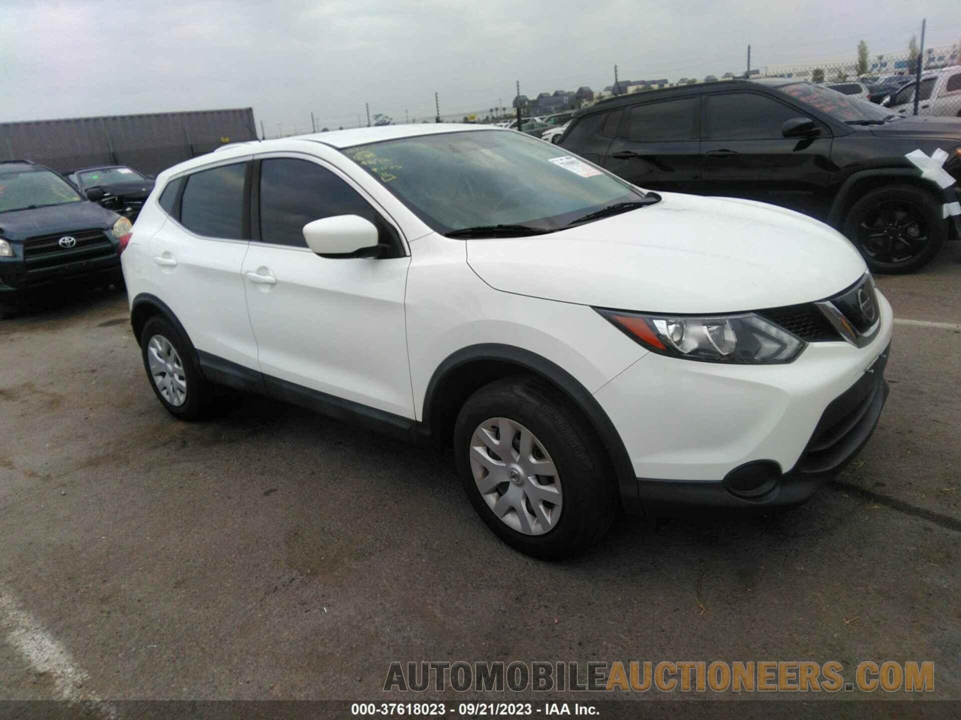 JN1BJ1CP4KW233421 NISSAN ROGUE SPORT 2019