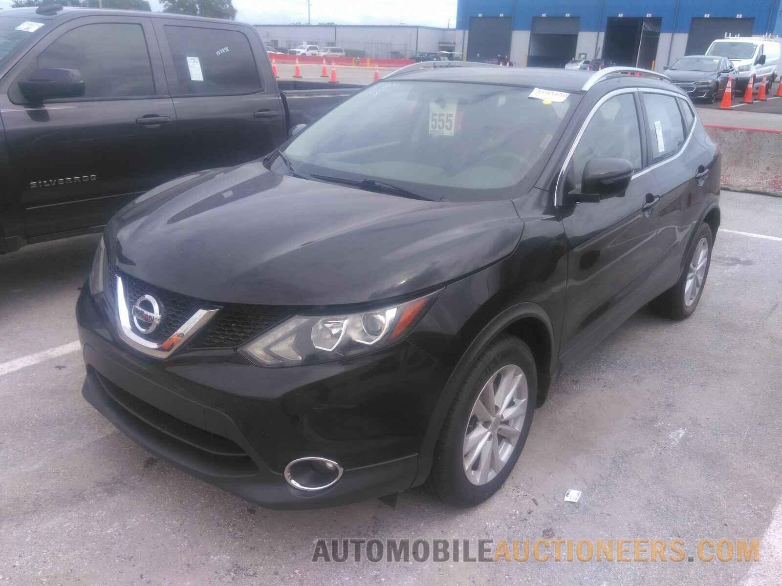 JN1BJ1CP5HW036234 Nissan Rogue Sport 2017