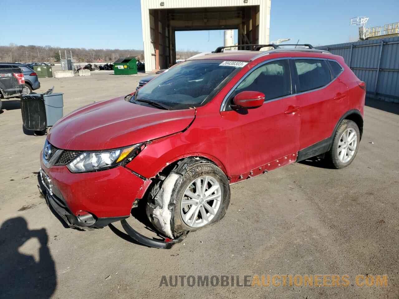 JN1BJ1CP5JW105154 NISSAN ROGUE 2018