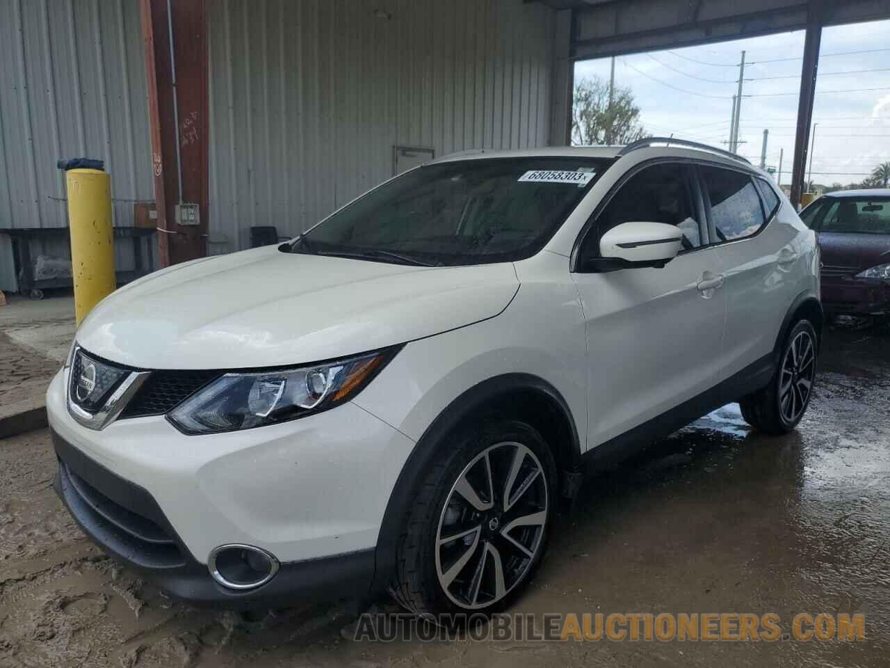 JN1BJ1CP5JW163202 NISSAN ROGUE 2018