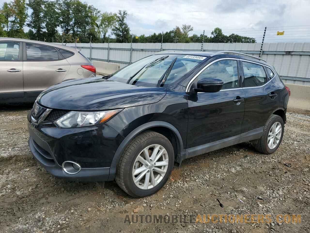 JN1BJ1CP5JW189394 NISSAN ROGUE 2018