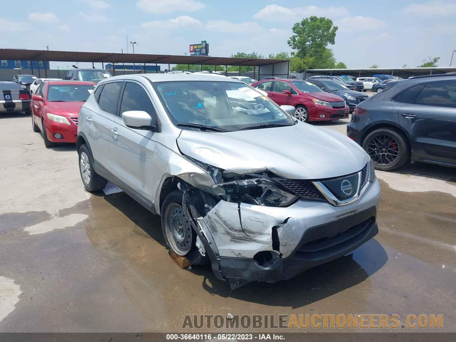 JN1BJ1CP5JW191582 NISSAN ROGUE SPORT 2018