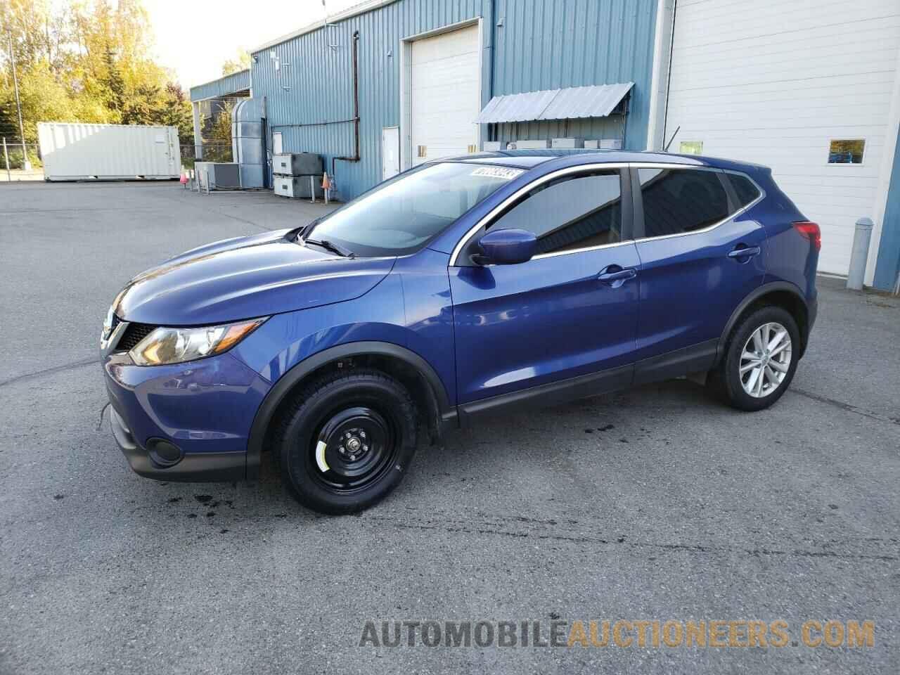 JN1BJ1CP6JW106989 NISSAN ROGUE 2018