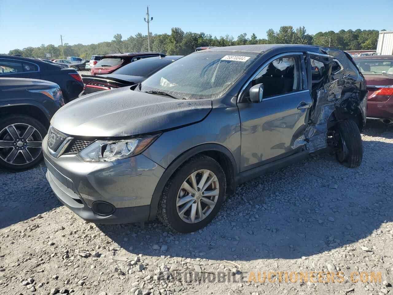 JN1BJ1CP6JW152998 NISSAN ROGUE 2018