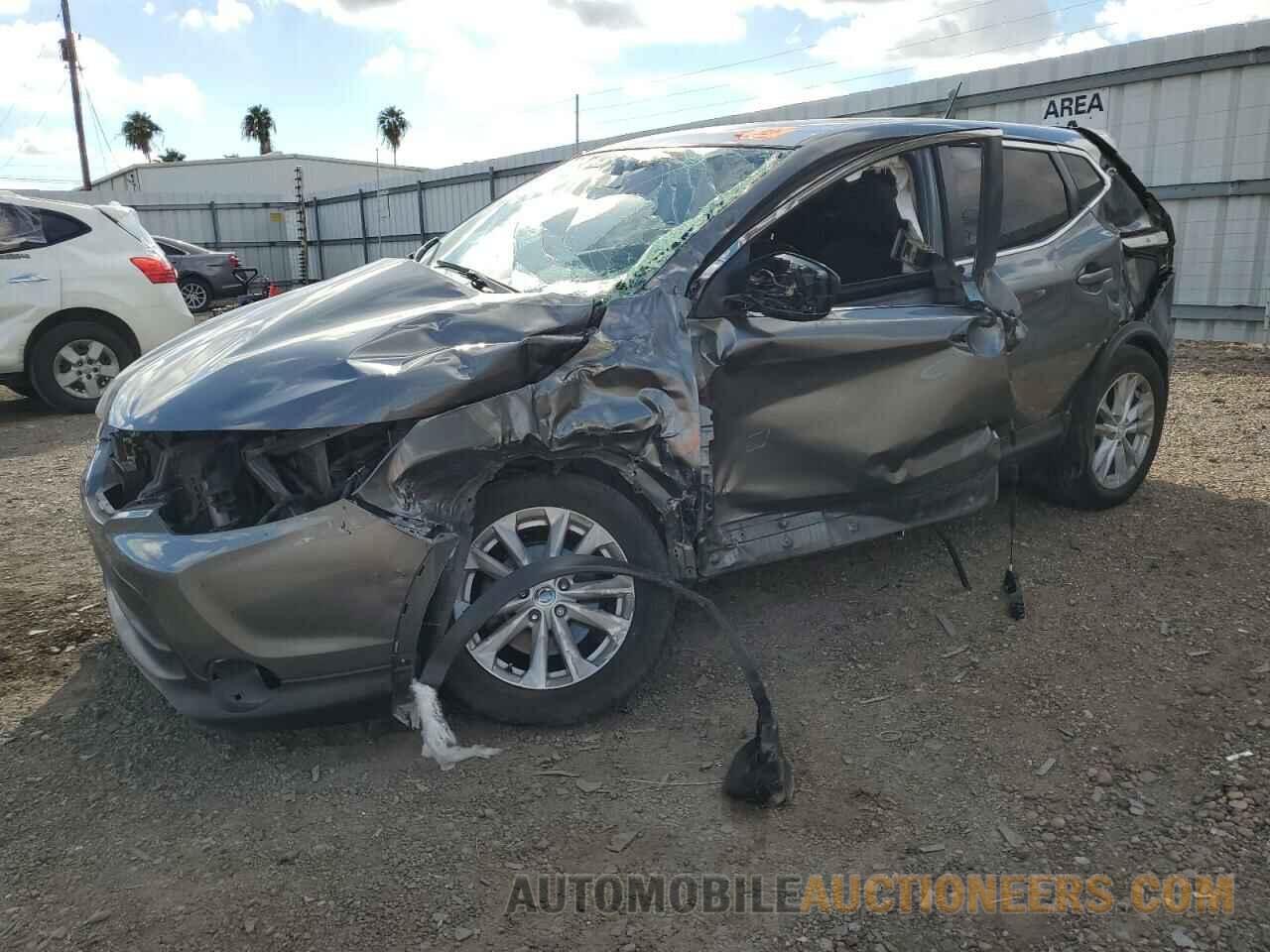 JN1BJ1CP6JW163080 NISSAN ROGUE 2018