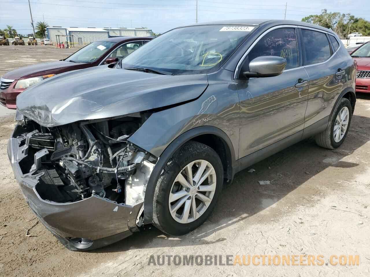 JN1BJ1CP6JW163225 NISSAN ROGUE 2018