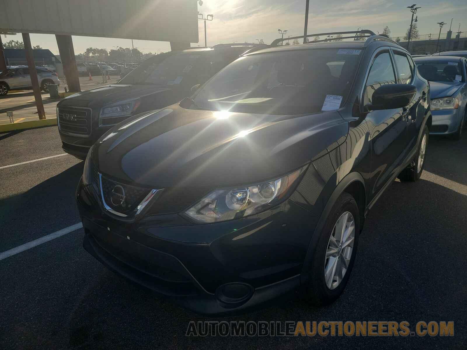 JN1BJ1CP6JW164410 Nissan Rogue Sport 2018