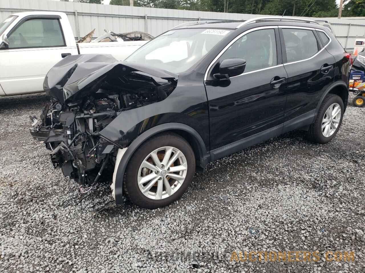 JN1BJ1CP6JW192272 NISSAN ROGUE 2018