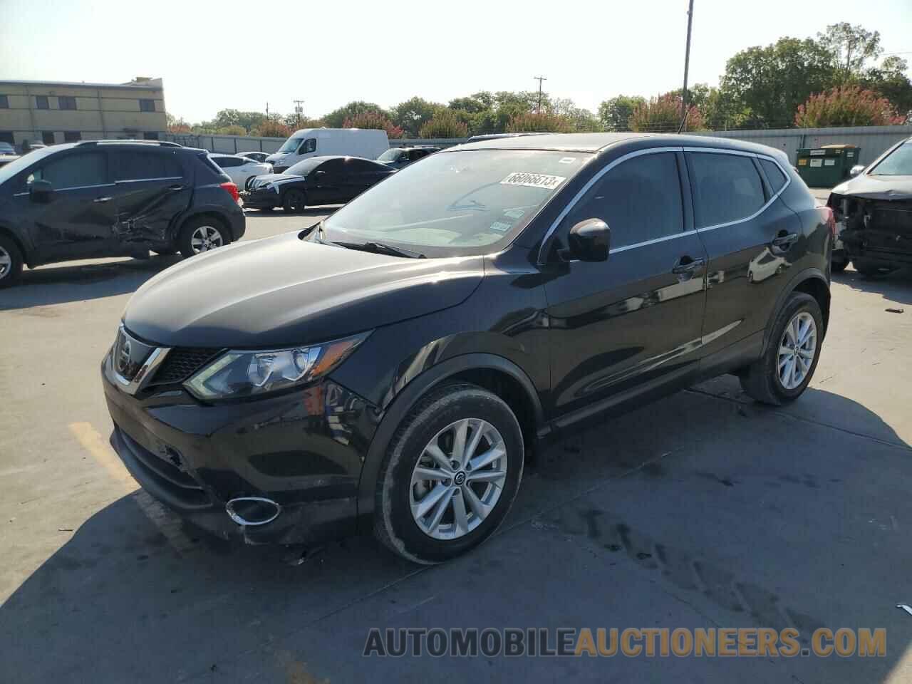 JN1BJ1CP6KW217883 NISSAN ROGUE 2019