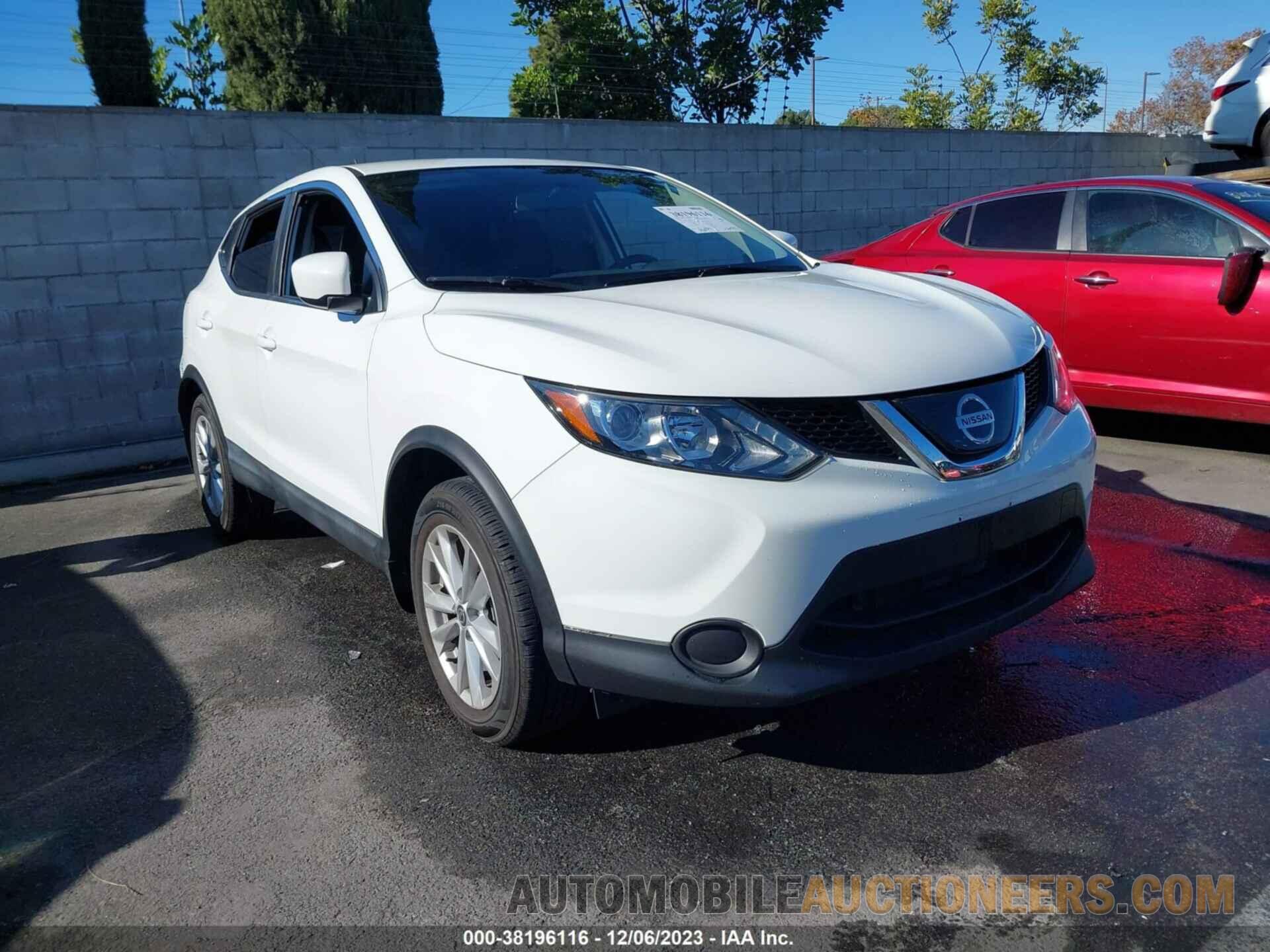 JN1BJ1CP6KW226096 NISSAN ROGUE SPORT 2019