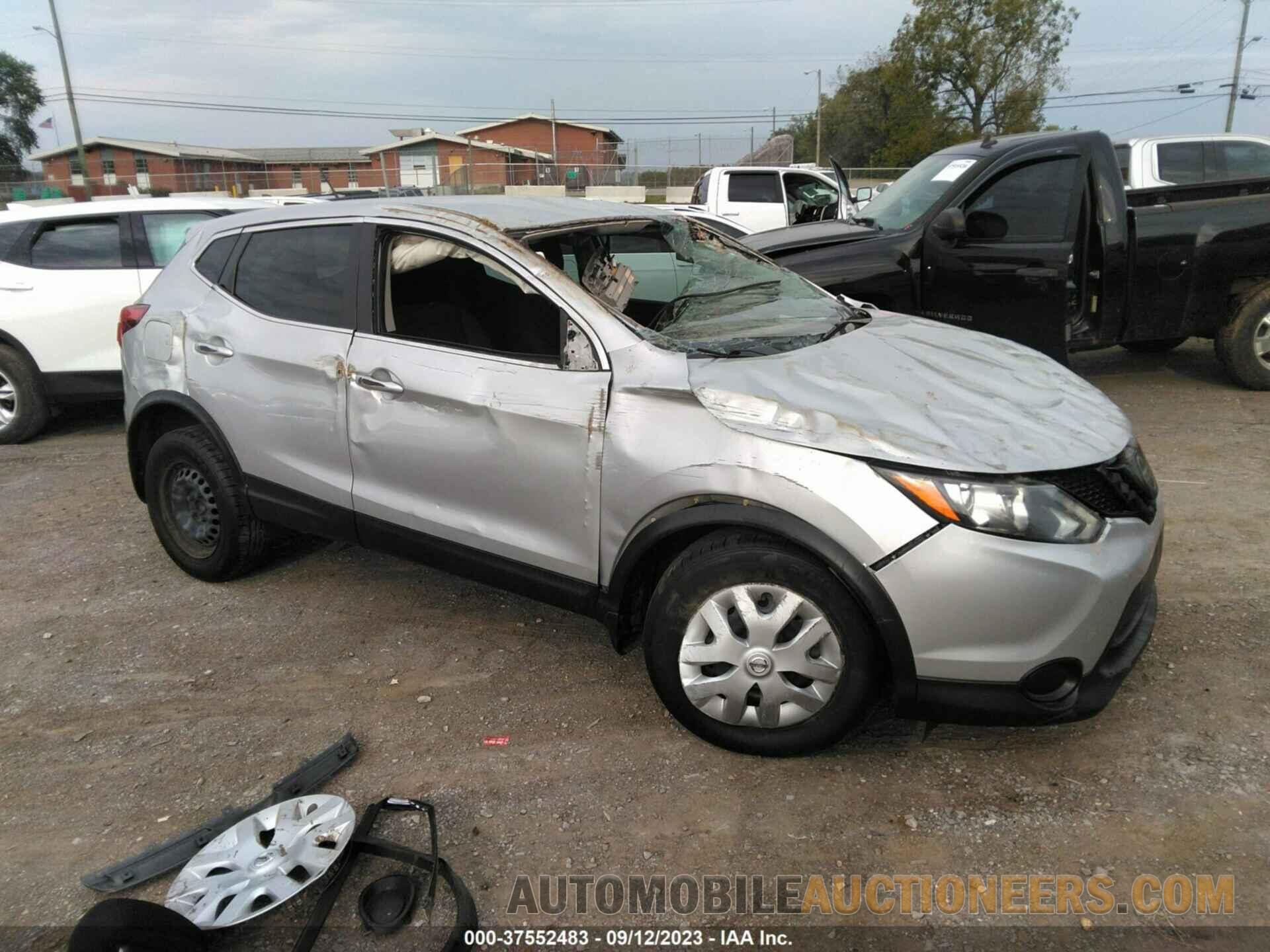 JN1BJ1CP6KW243769 NISSAN ROGUE SPORT 2019