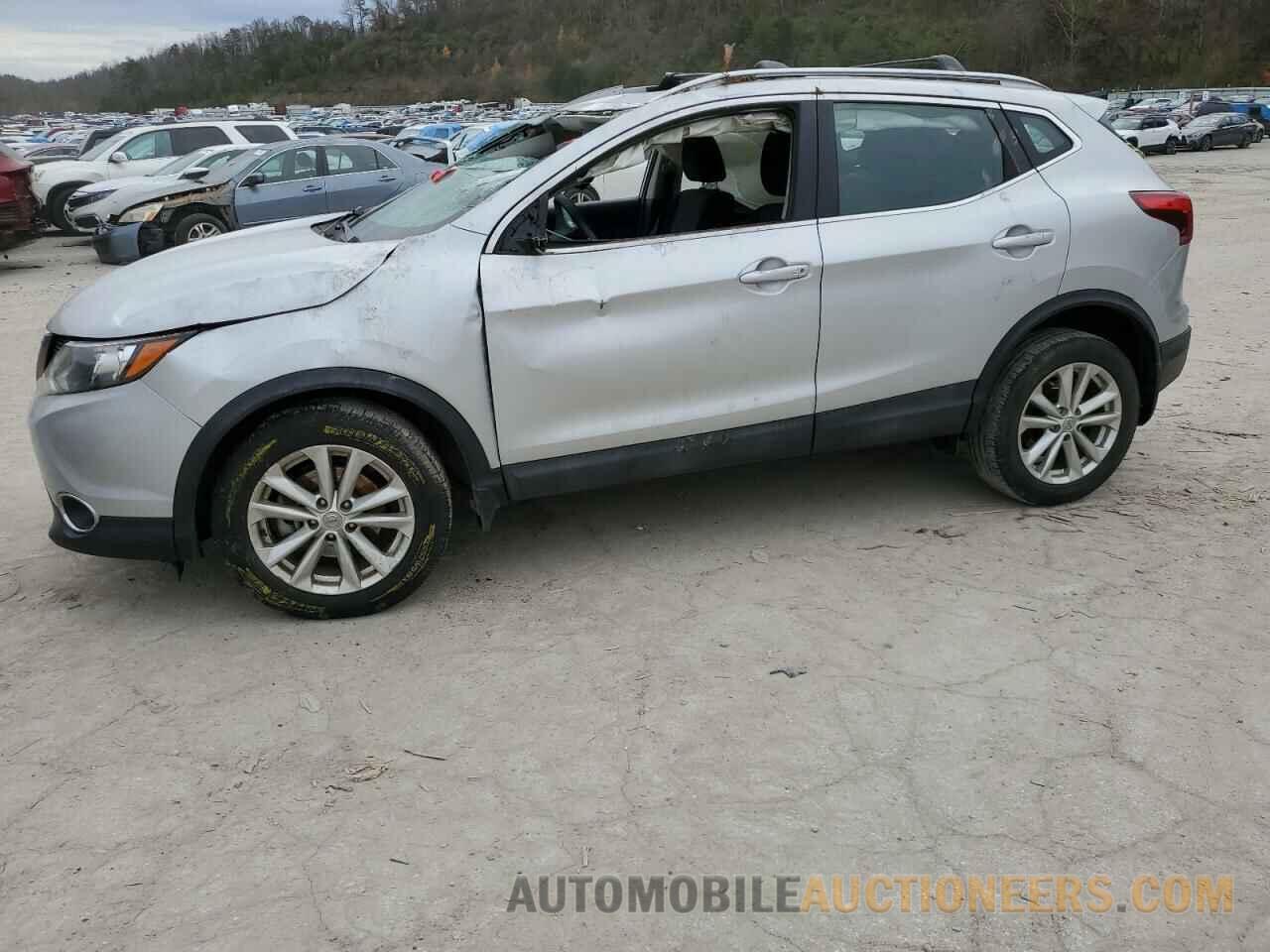 JN1BJ1CP7HW003171 NISSAN ROGUE 2017