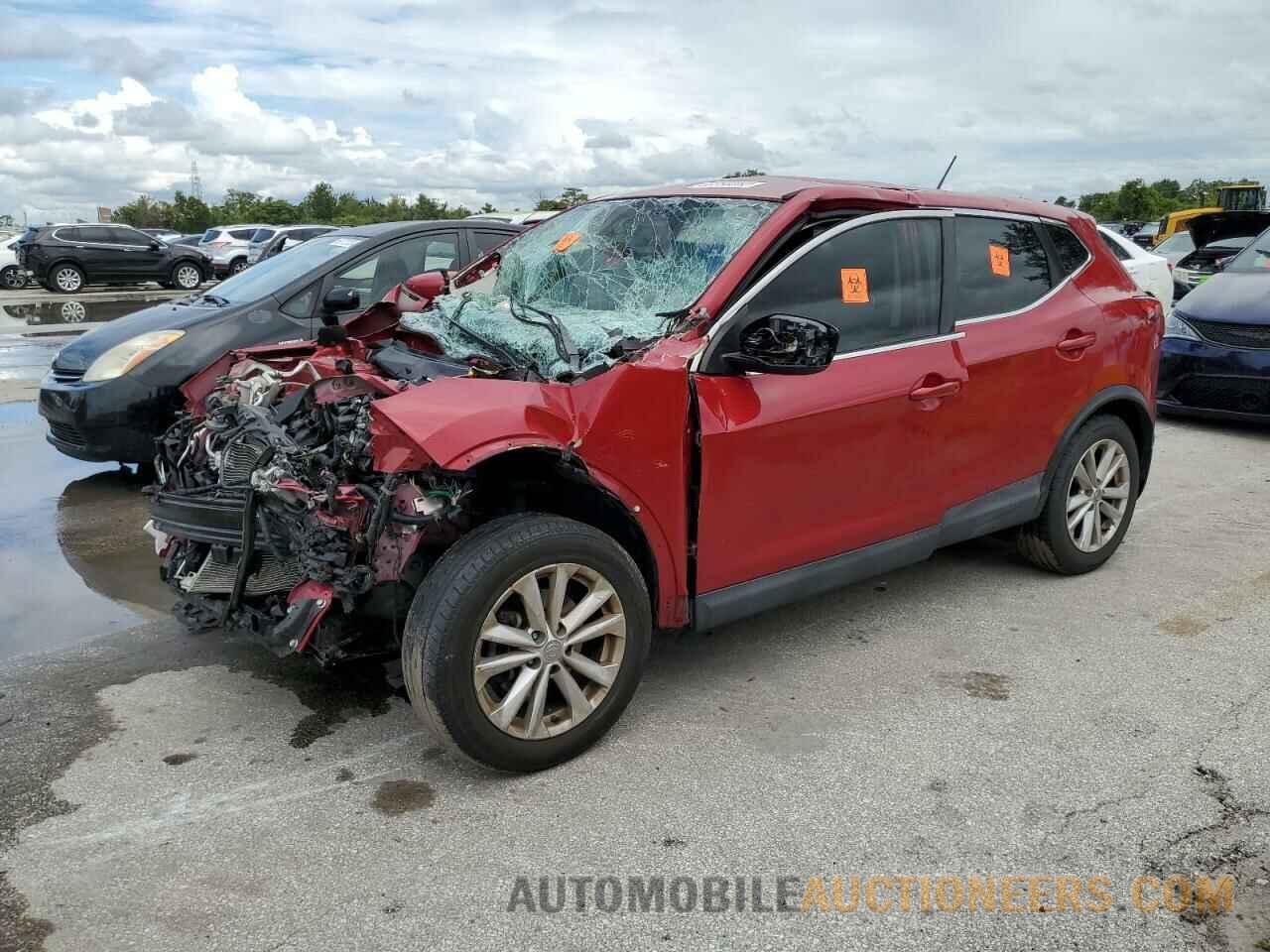 JN1BJ1CP7JW101476 NISSAN ROGUE 2018