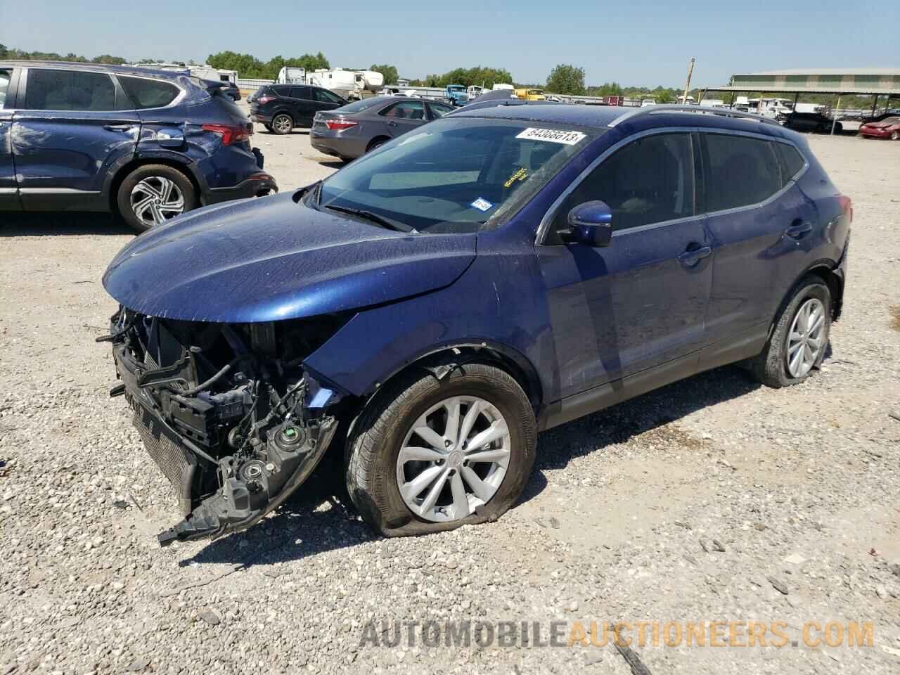 JN1BJ1CP7JW102420 NISSAN ROGUE 2018