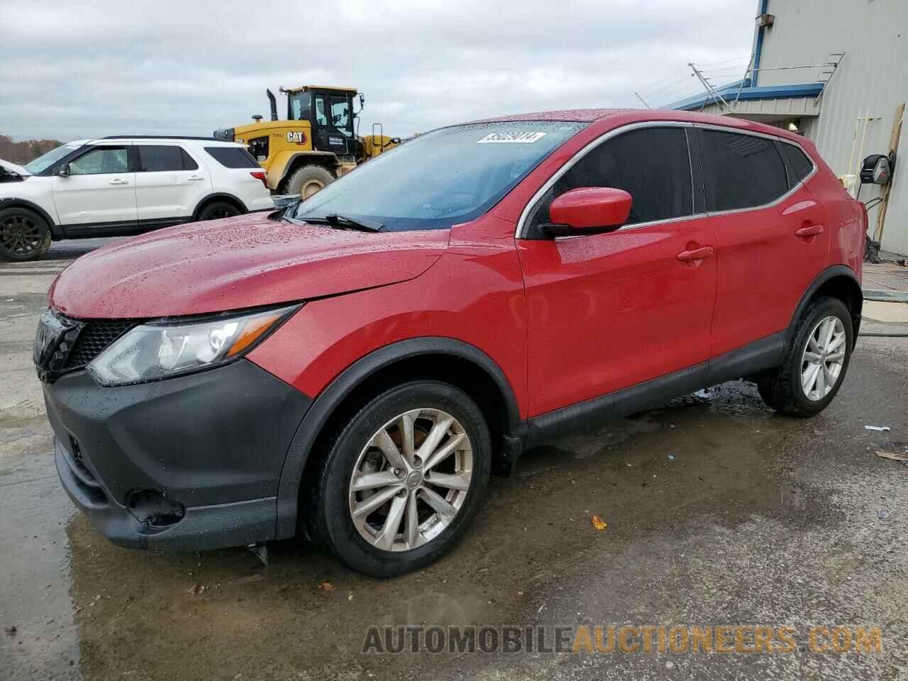 JN1BJ1CP7JW161029 NISSAN ROGUE 2018