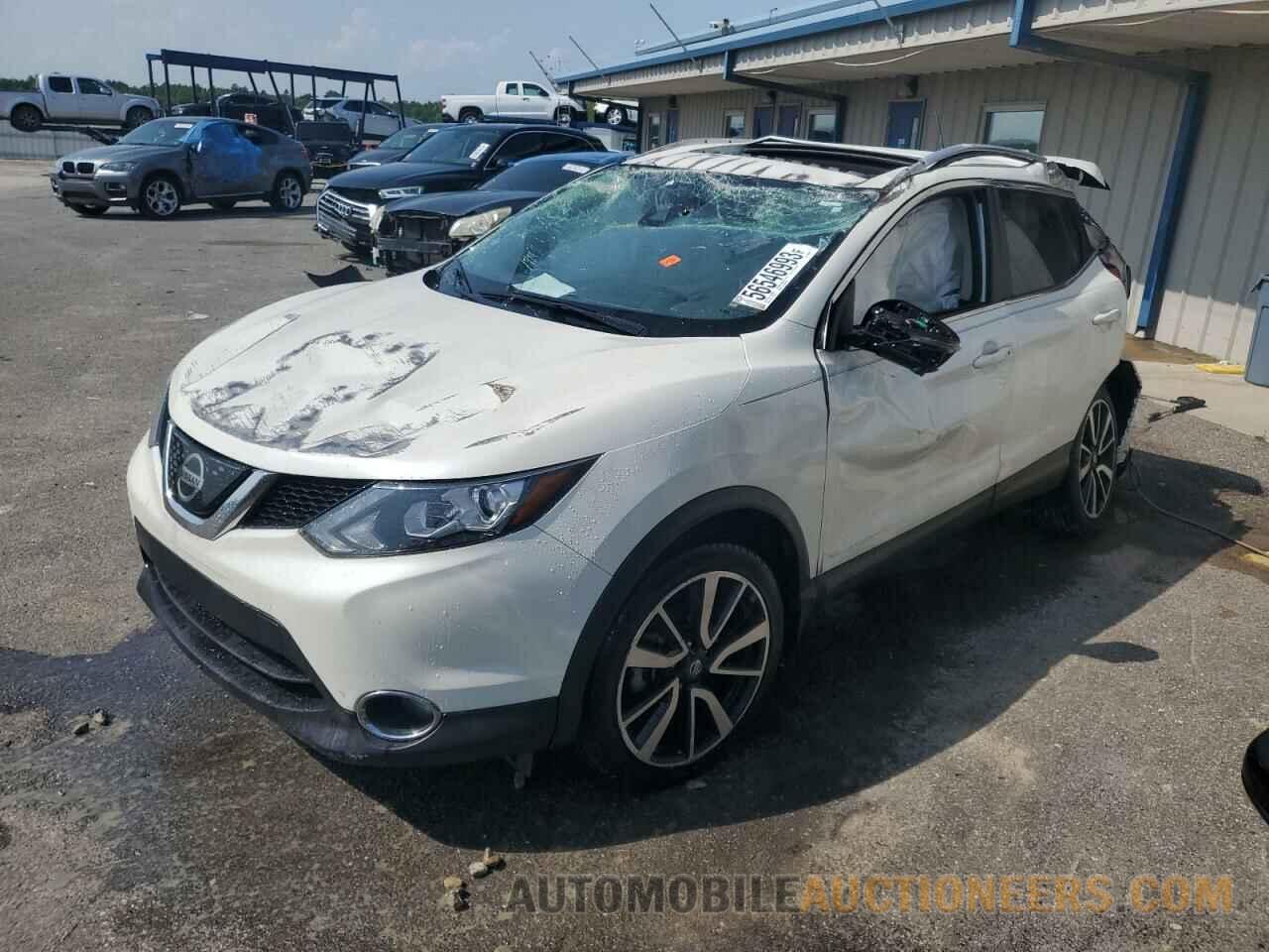 JN1BJ1CP7JW163427 NISSAN ROGUE 2018