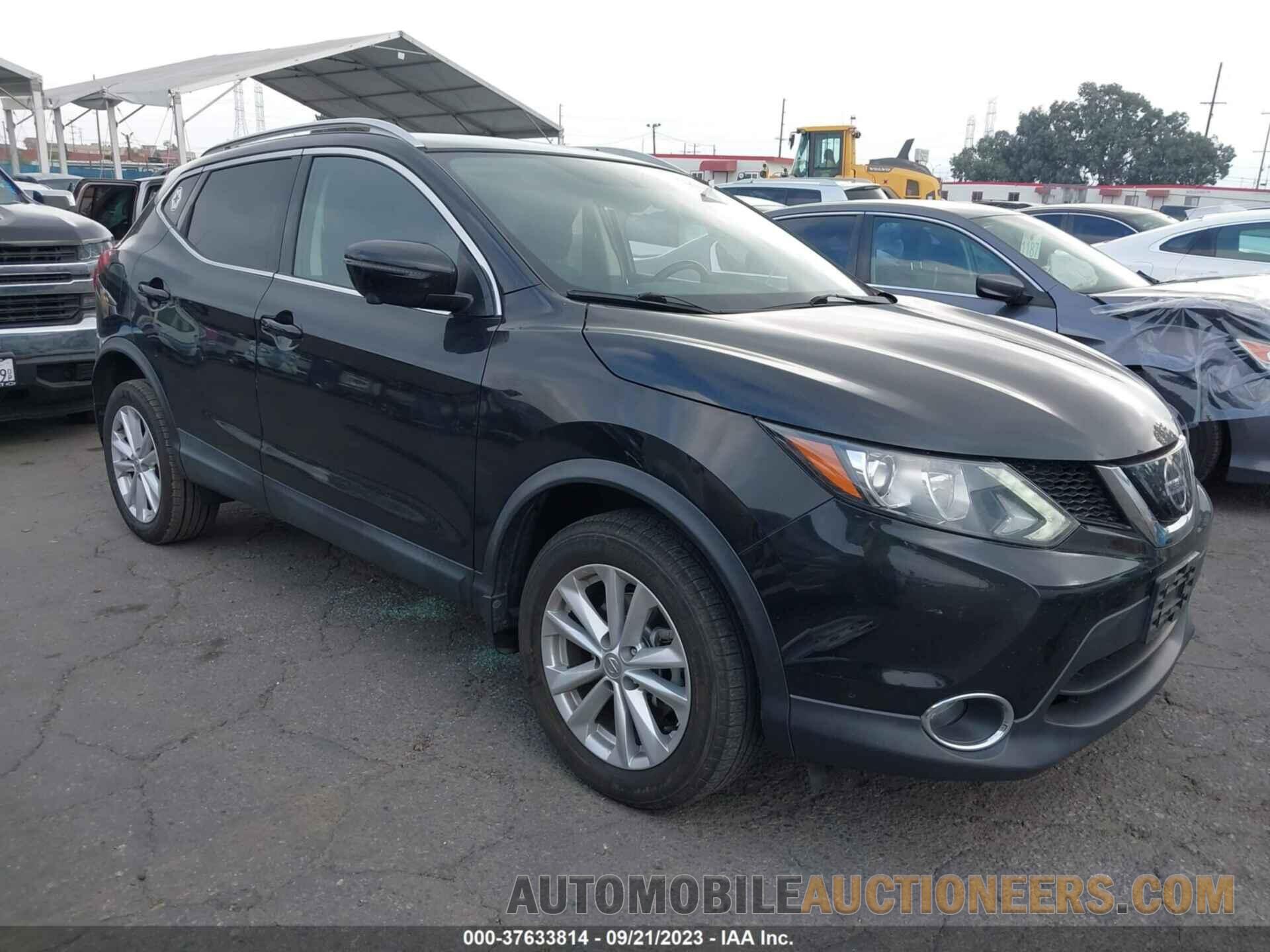 JN1BJ1CP7JW184990 NISSAN ROGUE SPORT 2018