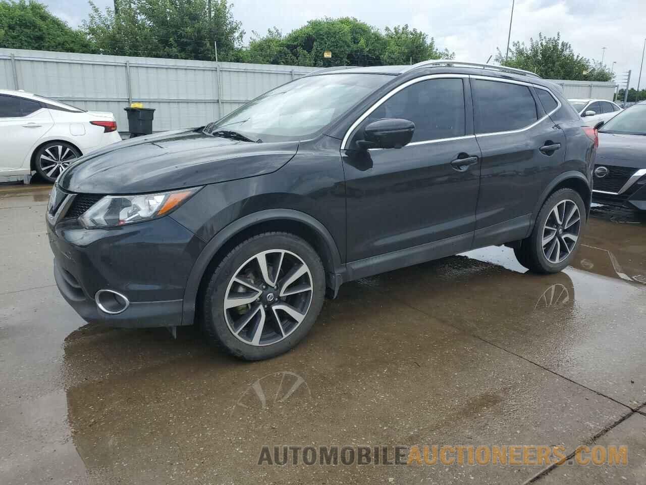 JN1BJ1CP7JW195939 NISSAN ROGUE 2018