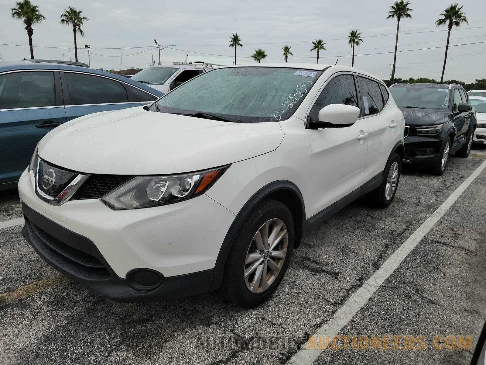 JN1BJ1CP7KW223093 Nissan Rogue Sport 2019