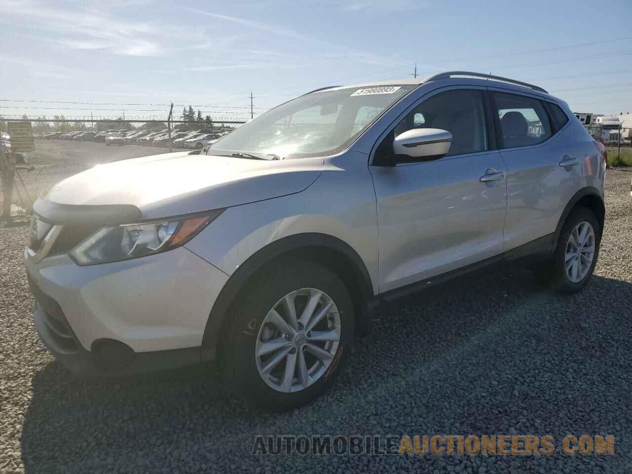 JN1BJ1CP8JW191110 NISSAN ROGUE 2018