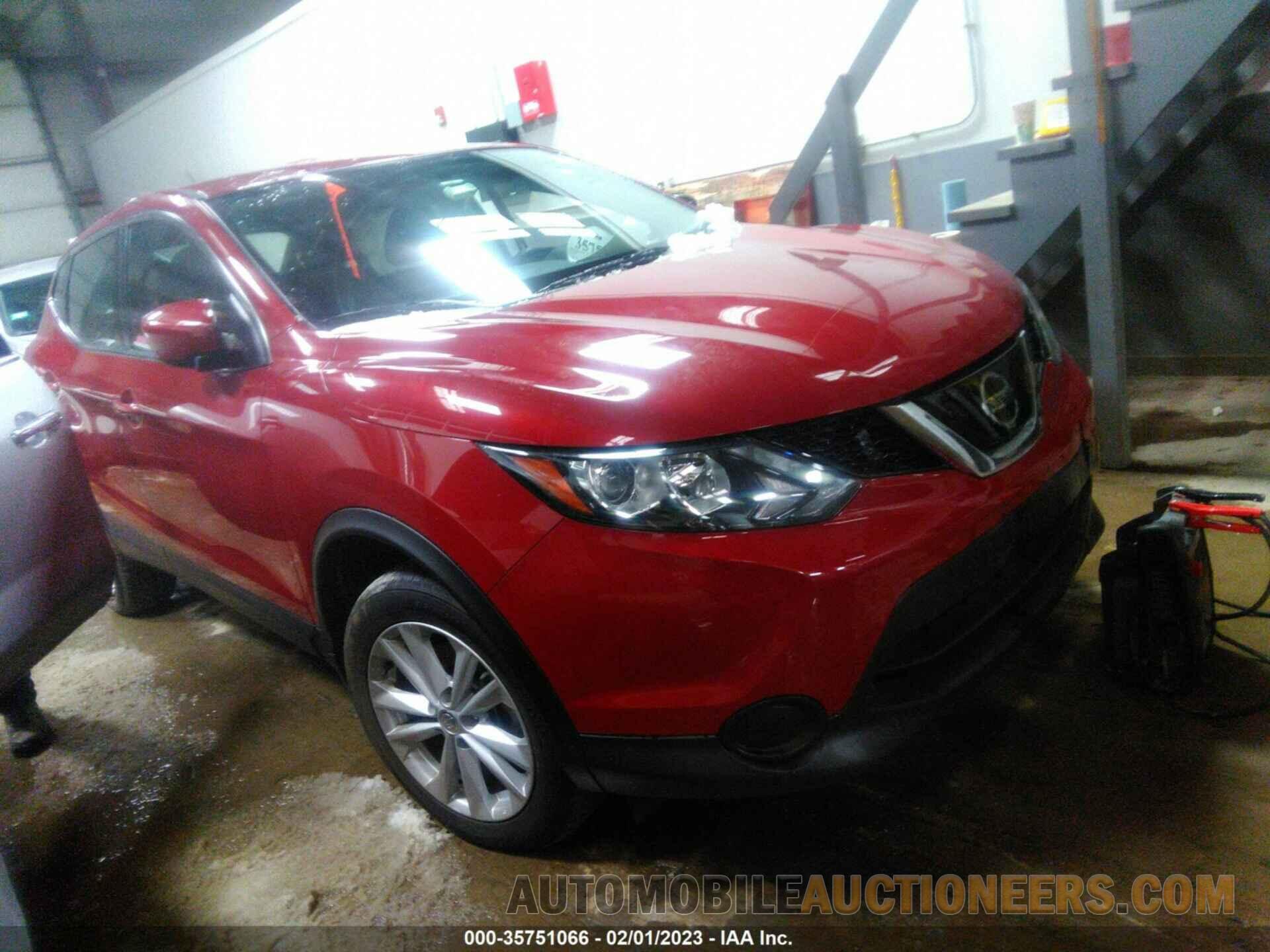 JN1BJ1CP8JW194346 NISSAN ROGUE SPORT 2018