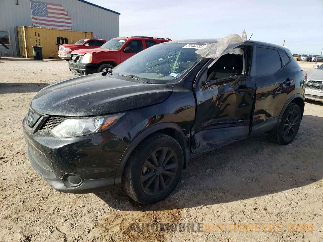 JN1BJ1CP8JW196016 NISSAN ROGUE 2018